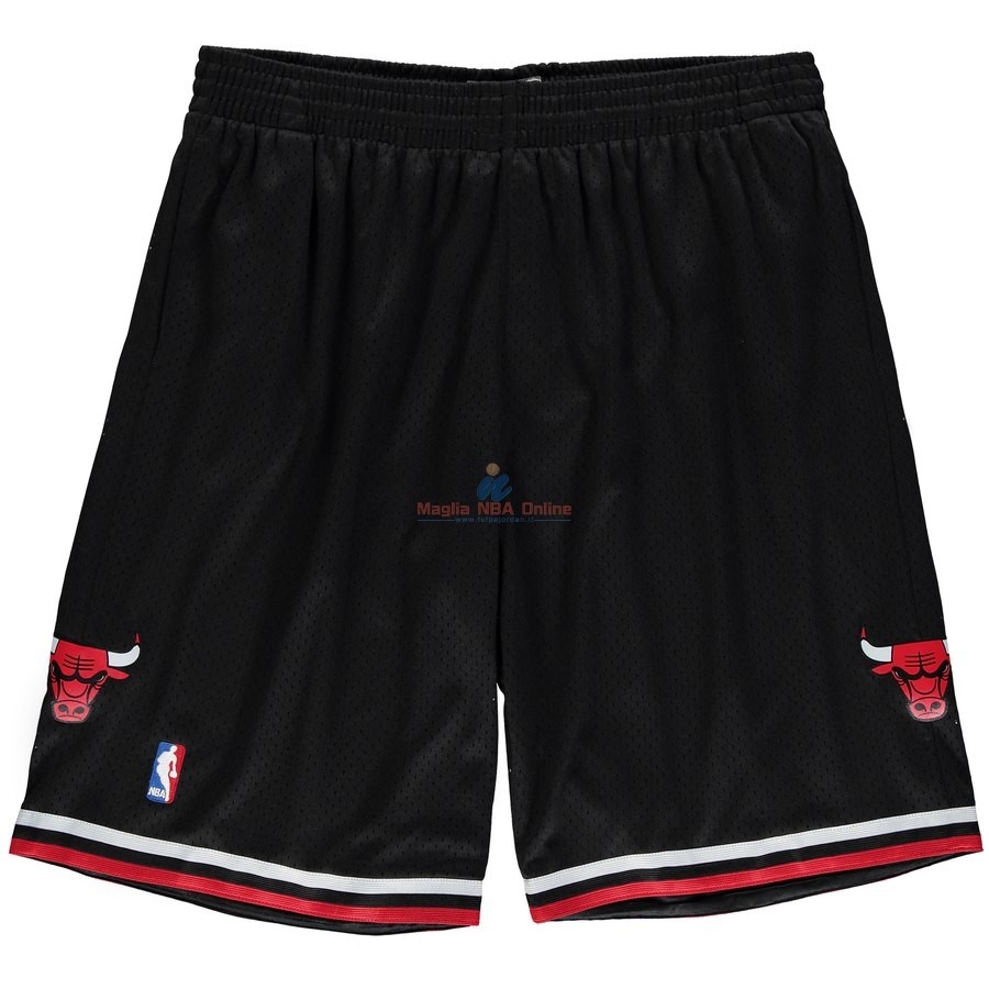 Acquista Pantaloni Basket Chicago Bulls Nero Hardwood Classics