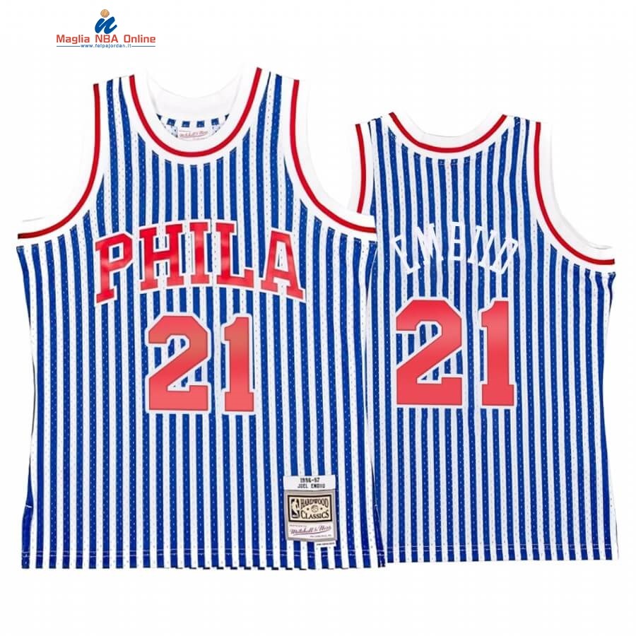 Maglia NBA Philadelphia Sixers Striped #21 Joel Embiid Blu Hardwood Classics Acquista