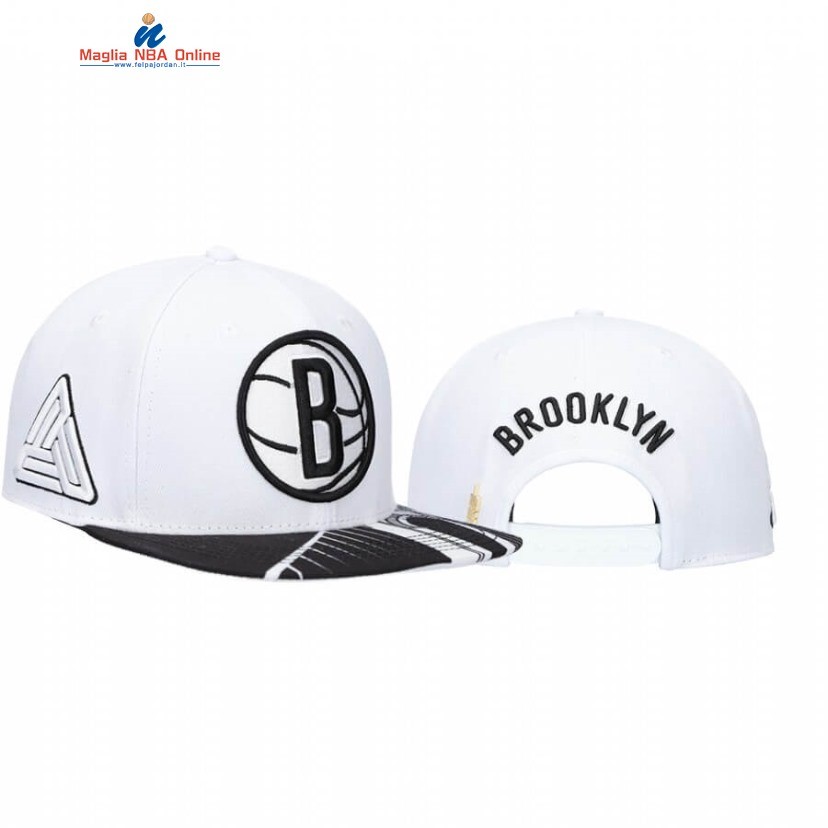 Cappelli Brooklyn Nets Pro Standard x Pyramid Bianco Throwback Acquista