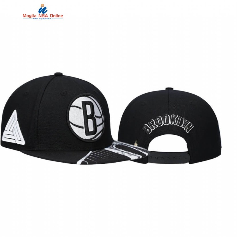 Cappelli Brooklyn Nets Pro Standard x Pyramid Nero Throwback Acquista