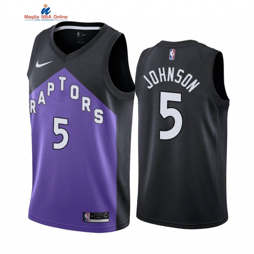 Maglia NBA Earned Edition Toronto Raptors #5 Stanley Johnson Porpora 2020-21 Acquista