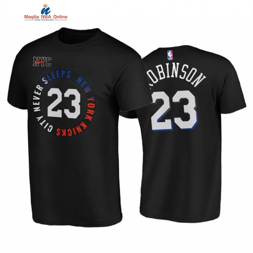 T-Shirt New York Knicks #23 Mitchell Robinson Never Sleep Nero Città 2020-21 Acquista