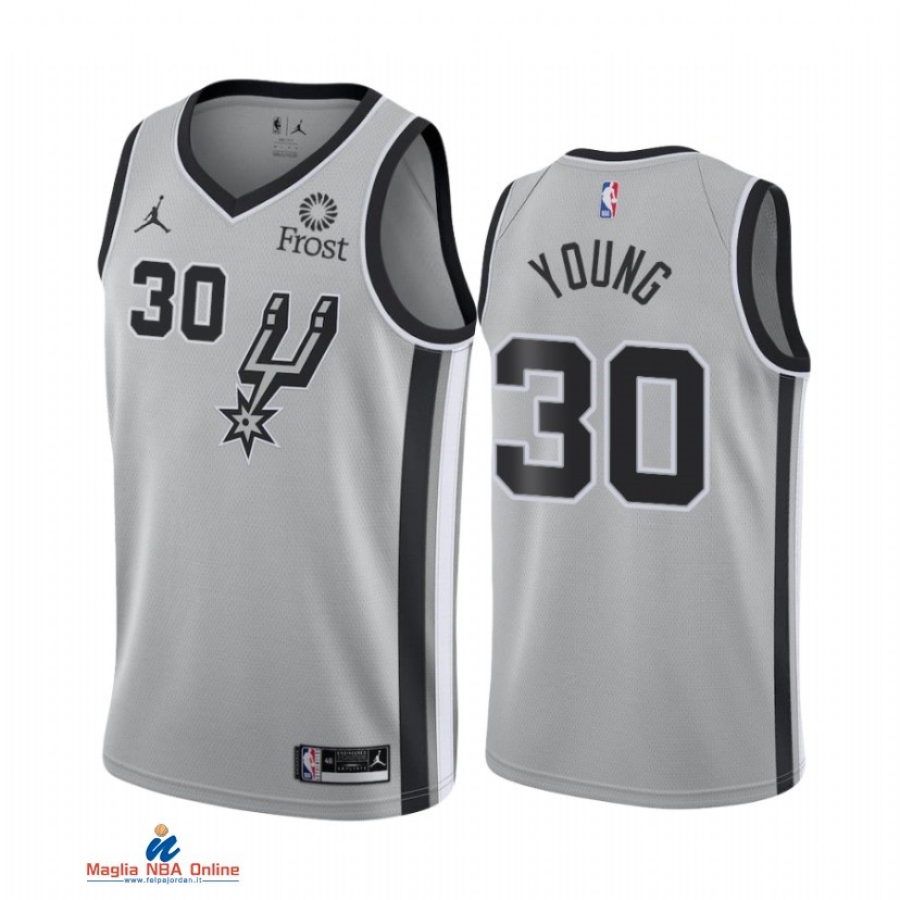 Maglia NBA Nike San Antonio Spurs NO.30 Thaddeus Young Nike Grigio Statement 2021