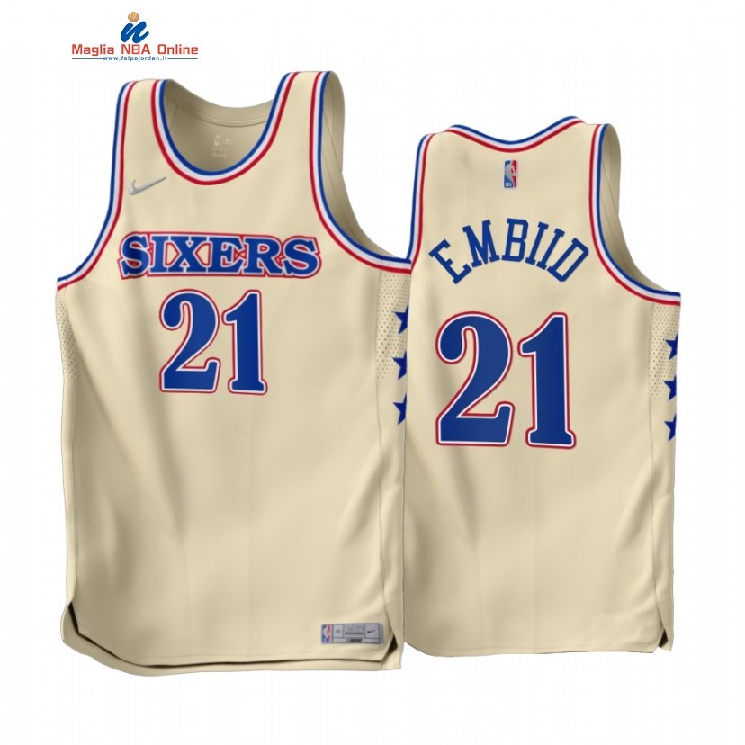 Maglia NBA Earned Edition Philadelphia 76ers #21 Joel Embiid Crema 2022-23 Acquista