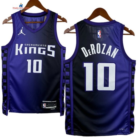 Acquista Maglia NBA Nike Sacramento Kings 10# DeMar DeRozan Porpora Statement 2024-25