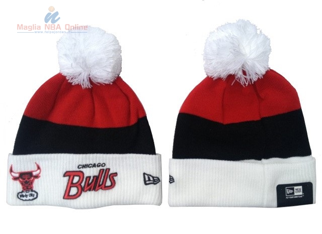 Acquista Cappelli di lana 2017 Chicago Bulls Bianco Rosso Nero Bianco